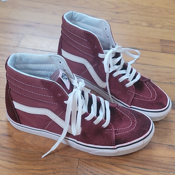 Vans Shoes - Vans maroon high top skate shoes W 9.5 M 8